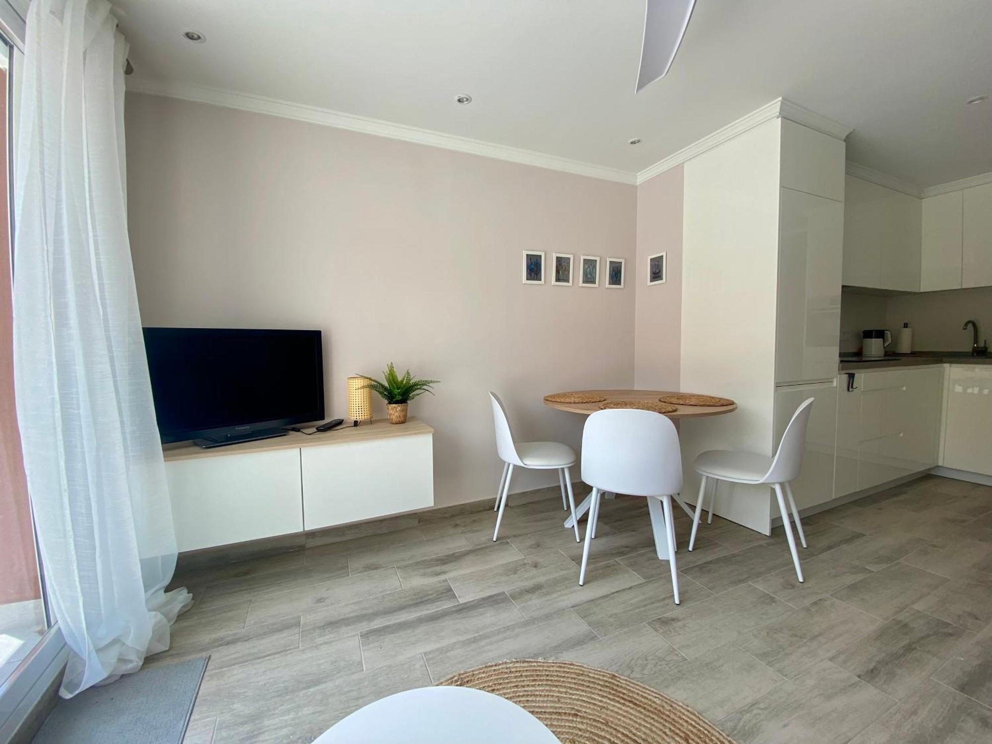 Apartamento Al Parque Marbella, Cerca De Mar Y Centro De Marbella Ngoại thất bức ảnh